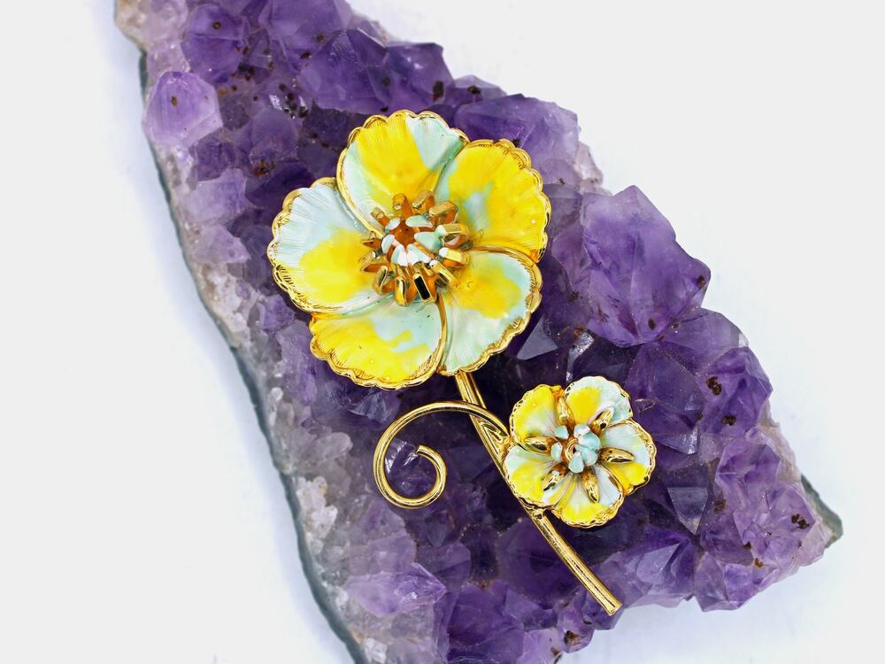 Vintage Botticelli Gold Tone Enamel Yellow and Blue Floral Brooch